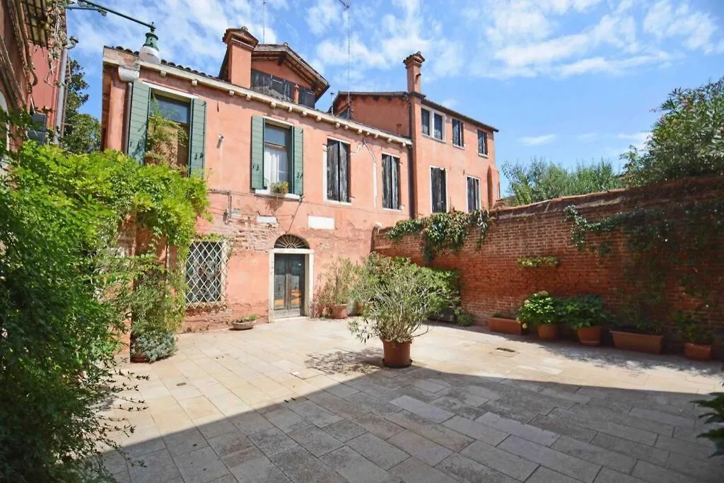 Zattere Cottage Close To Guggenheim Veneza 0*,